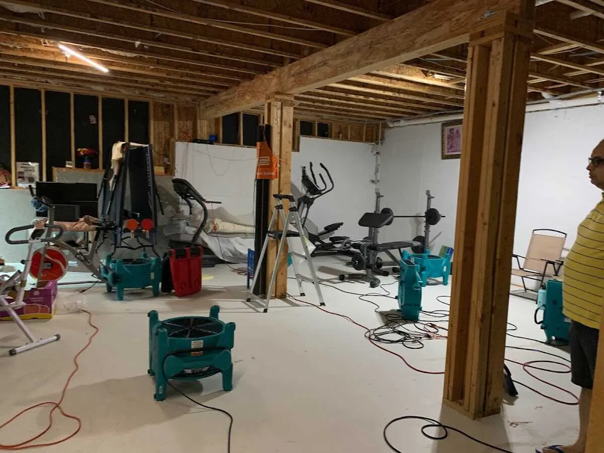 Basement drying equipment setup for Structural Drying in Minneola